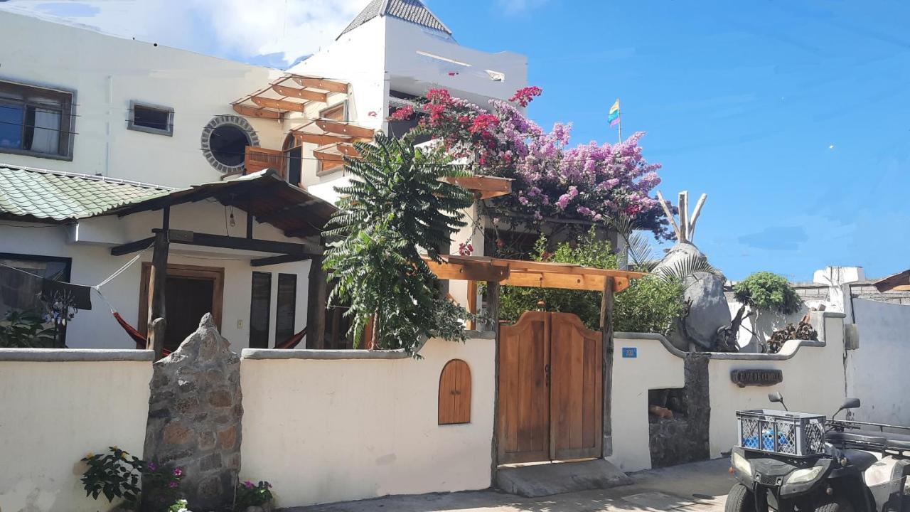 Alma De Cedrela Apartamento Puerto Ayora  Exterior foto